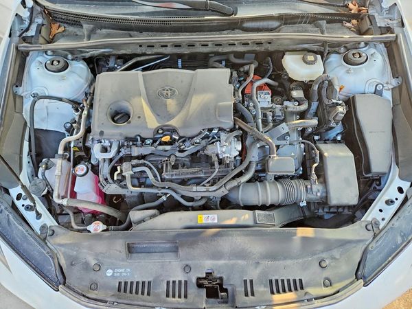 2025 TOYOTA CAMRY — Engine bay