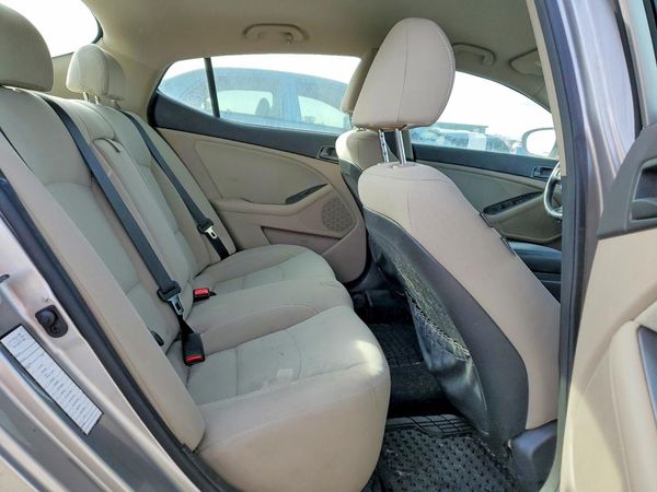 2014 KIA OPTIMA 2.4 LX STD/Conv