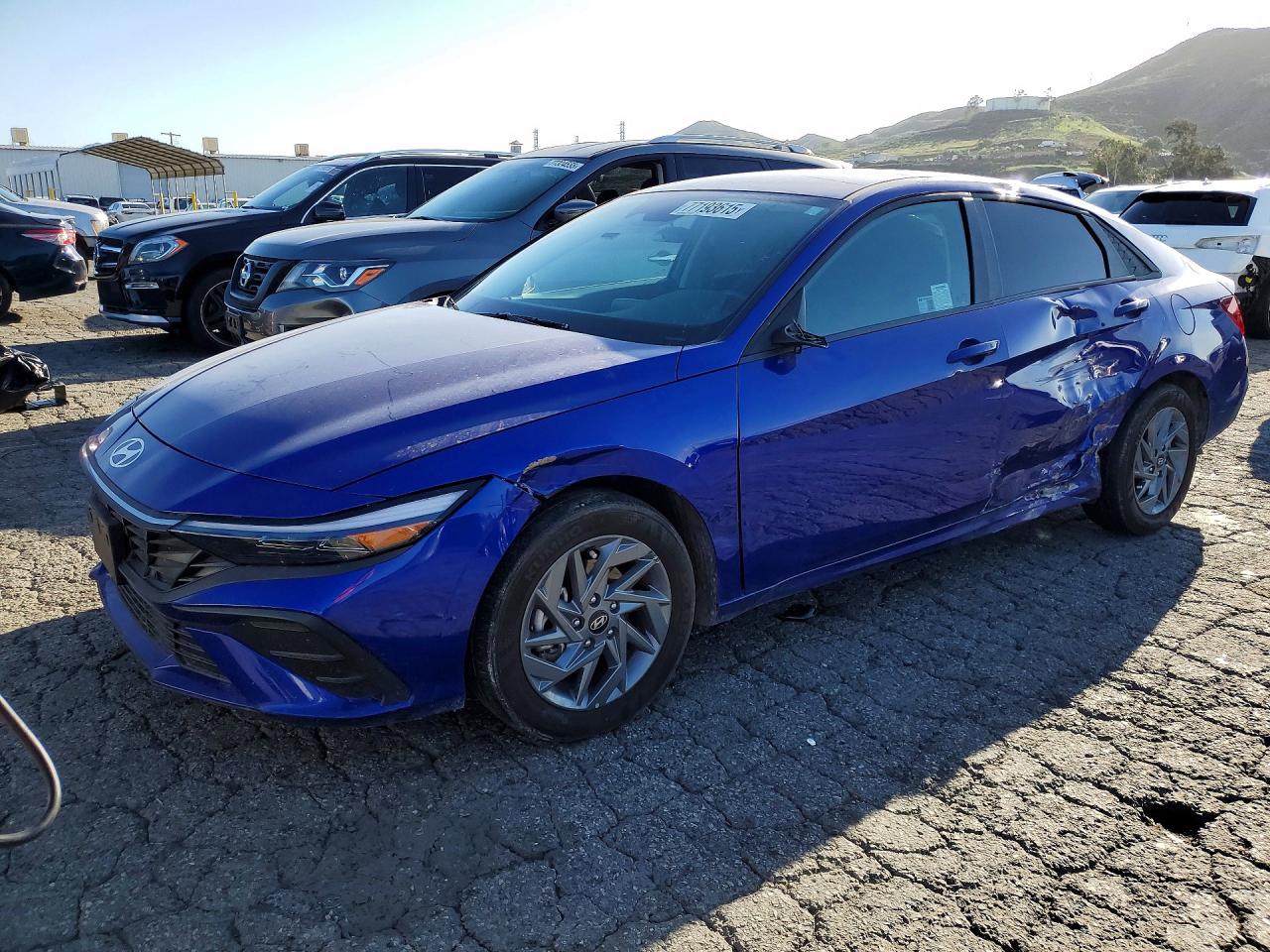 2025 HYUNDAI ELANTRA