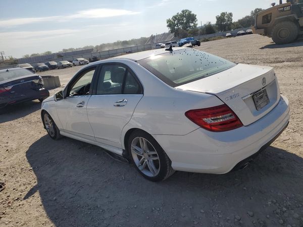 2013 MERCEDES-BENZ 300-CLASS C300