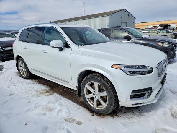 2020 VOLVO XC90 Inscription — Passenger 3/4