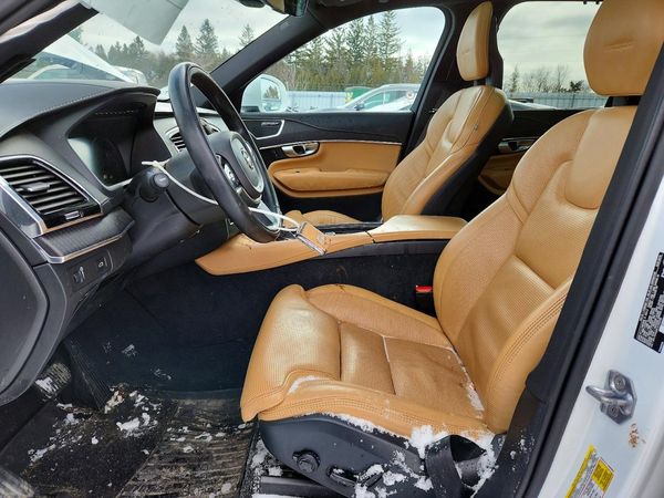 2020 VOLVO XC90 Inscription — DENT