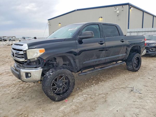 2016 TOYOTA TUNDRA