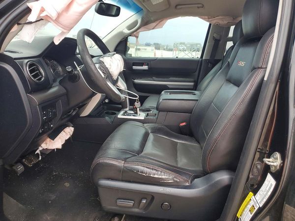 2016 TOYOTA TUNDRA SR5