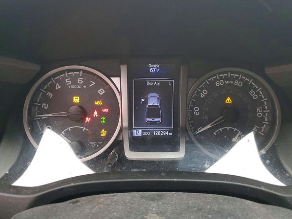 2019 TOYOTA TACOMA SR5