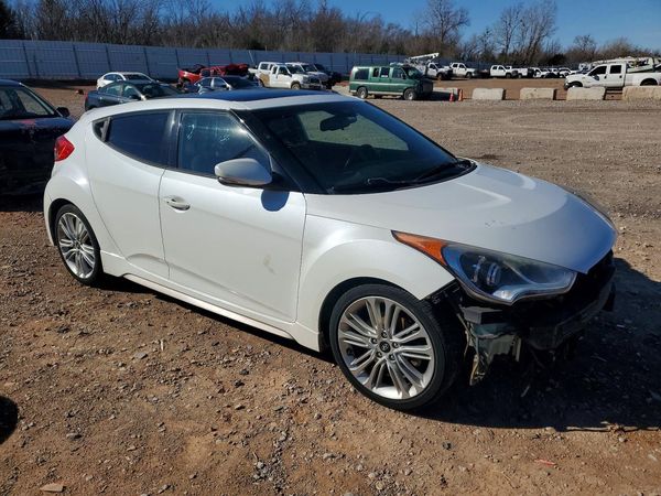 2016 HYUNDAI VELOSTER