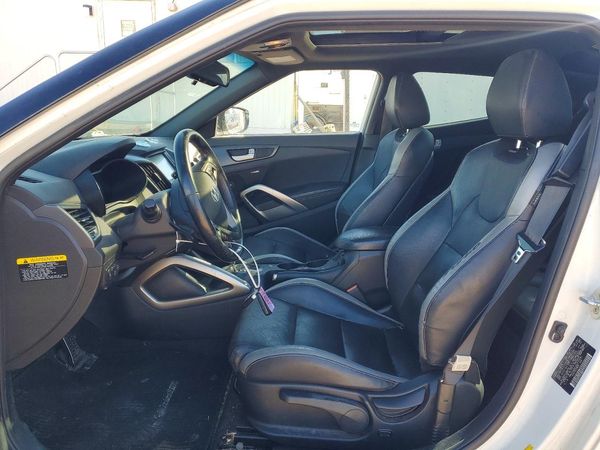 2016 HYUNDAI VELOSTER
