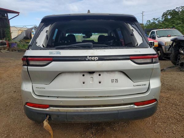 2023 JEEP GRAND CHEROKEE LAREDO 4X4