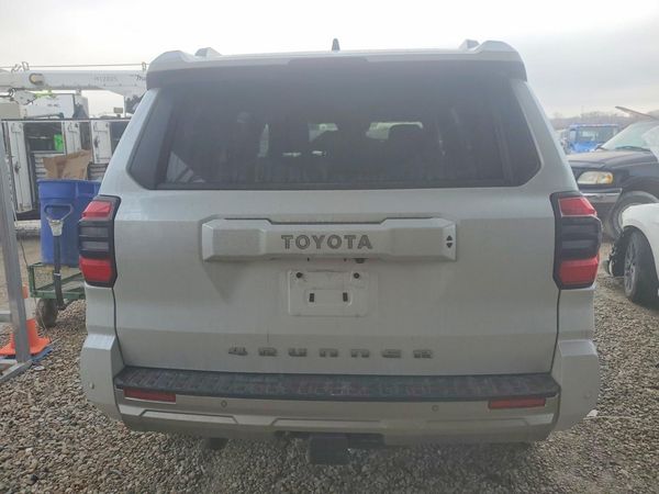 2025 TOYOTA 4RUNNER
