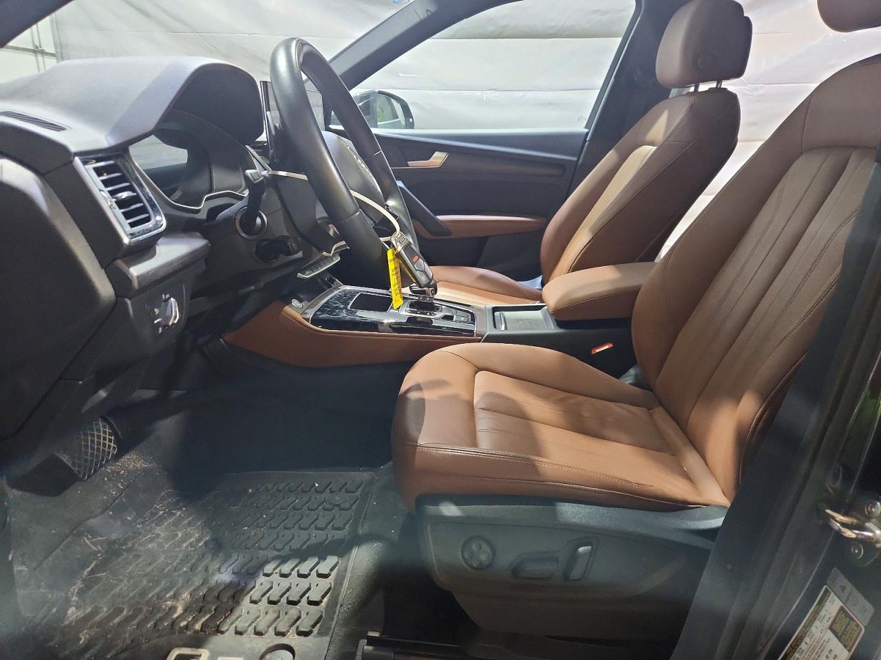 2021 AUDI Q5 quattro Premium Plus