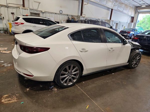 2021 MAZDA 3