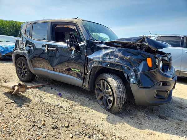 2016 JEEP RENEGADE LATITUDE 4X4