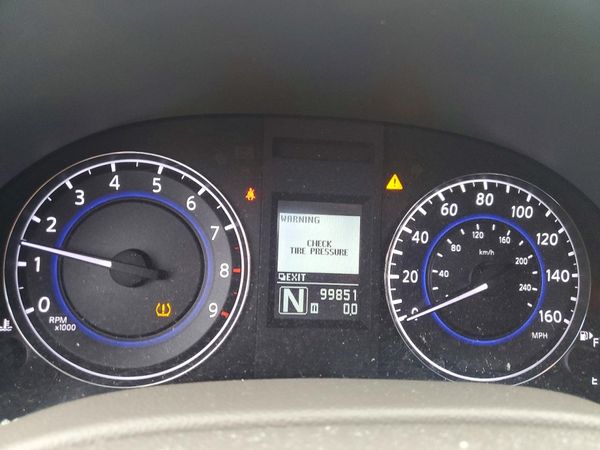 2013 INFINITI G37