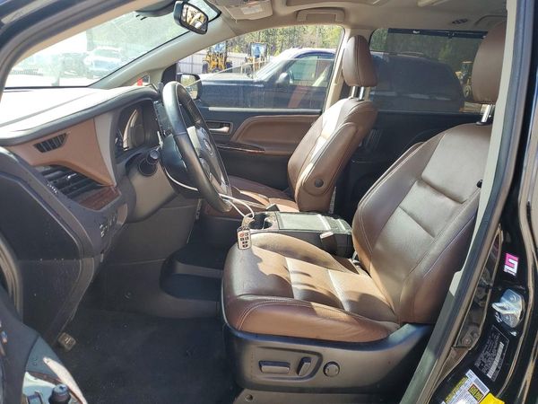2020 TOYOTA SIENNA
