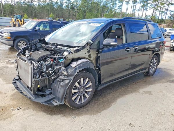 2020 TOYOTA SIENNA