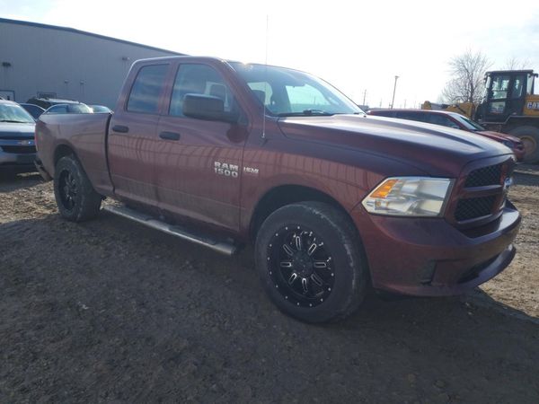 2017 RAM 1500 ST QUAD CAB 4X4