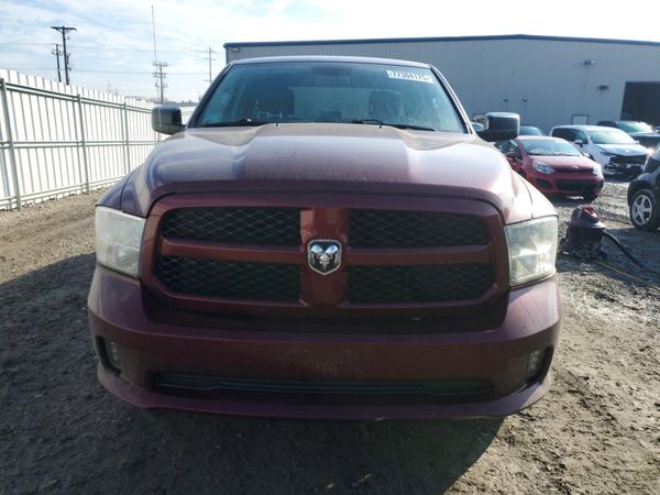 2017 RAM 1500 ST QUAD CAB 4X4