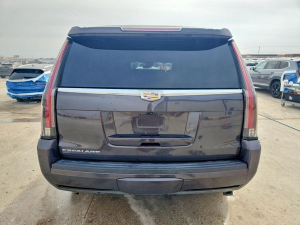 2017 CADILLAC ESCALADE