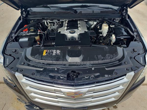 2017 CADILLAC ESCALADE