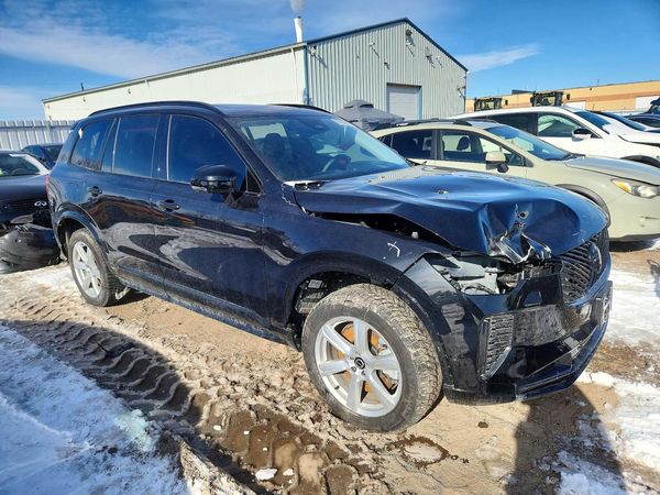 2026 VOLVO XC90 Ultra Dark