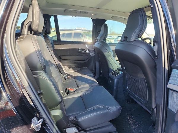 2026 VOLVO XC90 Ultra Dark