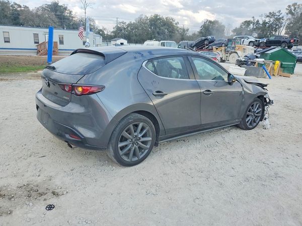 2020 MAZDA 3