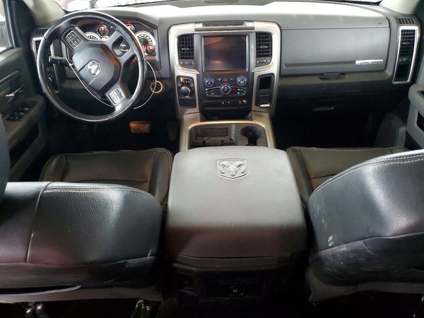 2018 RAM 1500 SLT CREW CAB 4X2