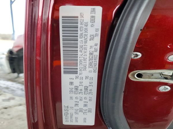 2018 RAM 1500 SLT CREW CAB 4X2