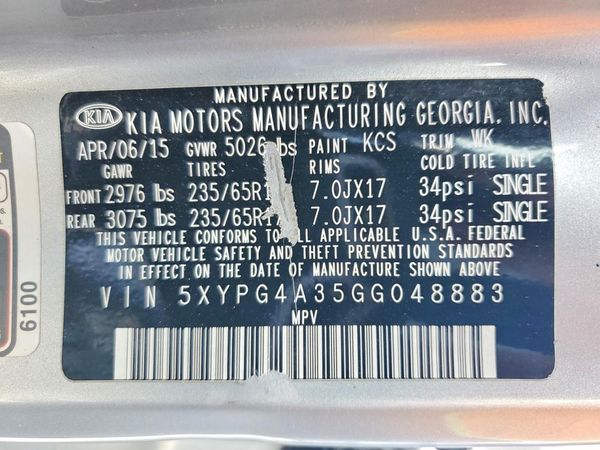 2016 KIA SORENTO L / LX