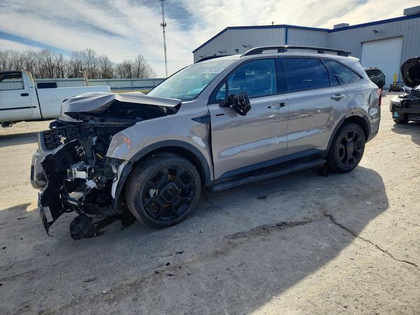 2025 KIA SORENTO