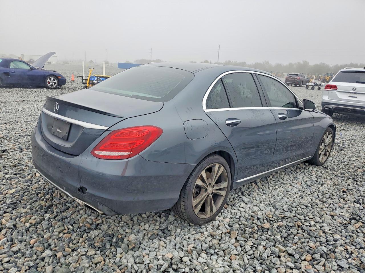 2015 MERCEDES-BENZ C Base