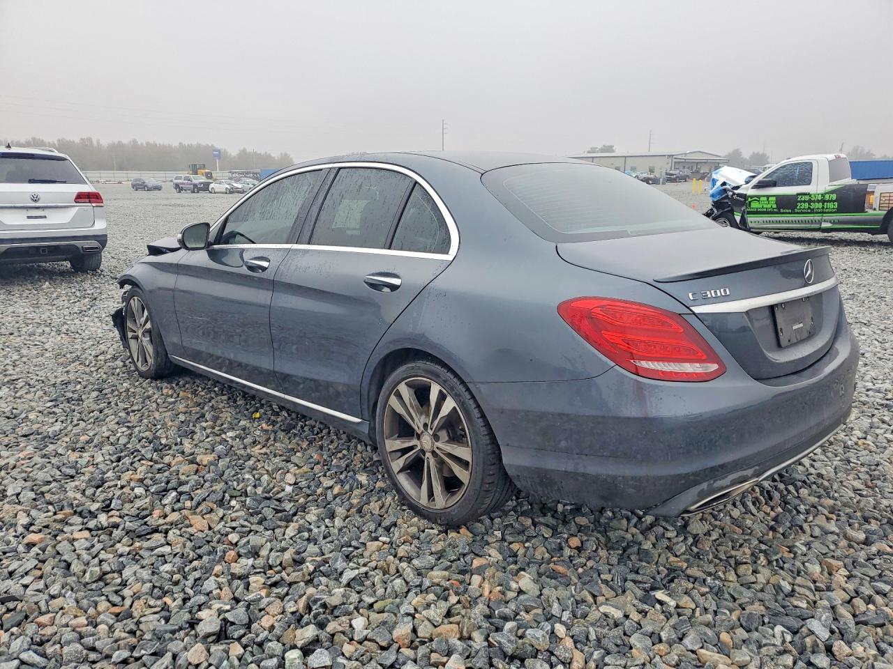 2015 MERCEDES-BENZ C Base