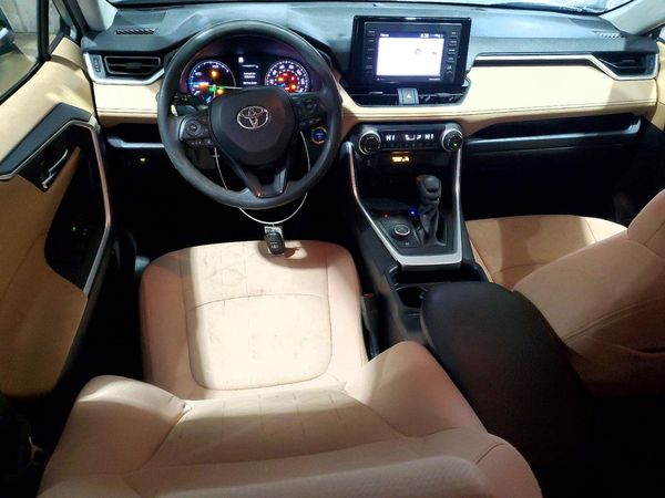 2021 TOYOTA RAV4 XLE HV