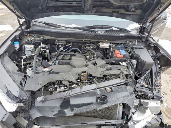 2025 HONDA CRV LX — Engine bay