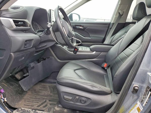 2020 TOYOTA HIGHLANDER
