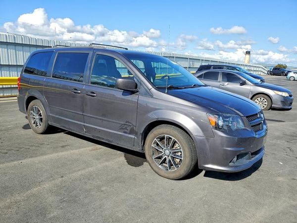 2017 DODGE GRAND CARAVAN GT