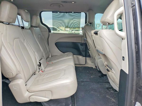2017 CHRYSLER PACIFICA