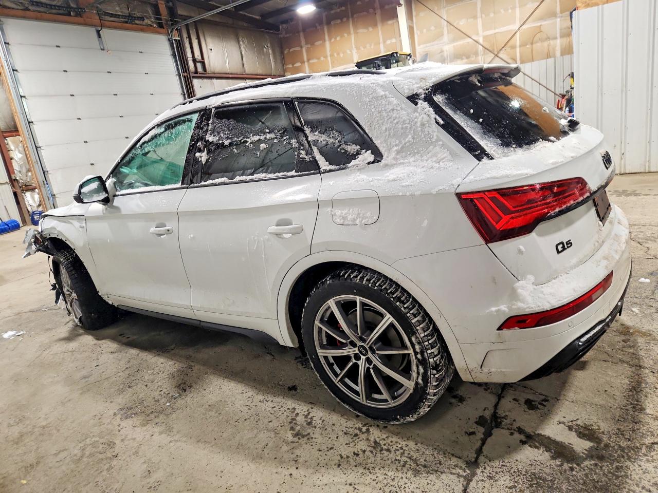 2024 AUDI Q5 E