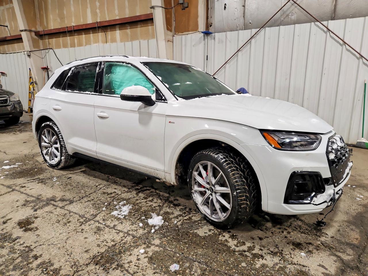 2024 AUDI Q5 E