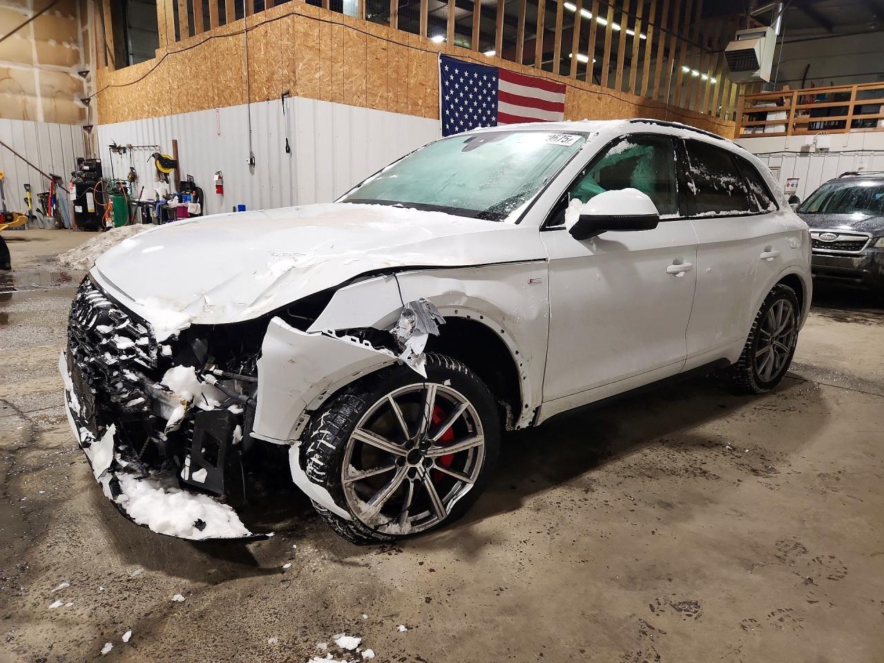 2024 AUDI Q5 E