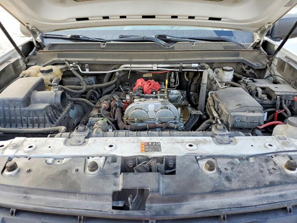 2022 CHEVROLET COLORADO Work Truck — Engine bay