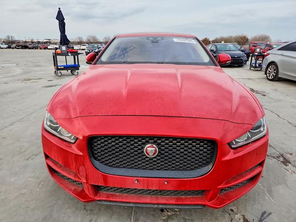 2018 JAGUAR XE Prestige — DIRF