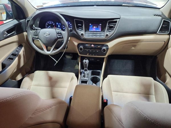 2017 HYUNDAI TUCSON