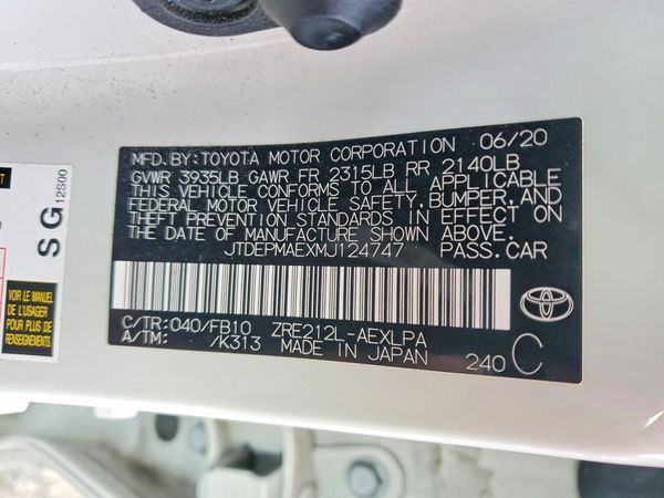 2021 TOYOTA COROLLA
