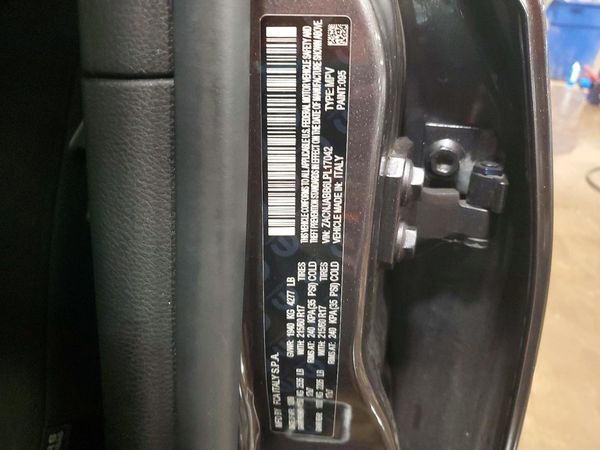 2020 JEEP RENEGADE Latitude, Longitude