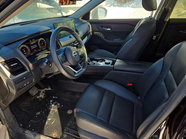 2024 NISSAN ROGUE SL