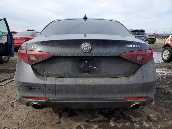 2017 ALFA ROMEO GIULIA