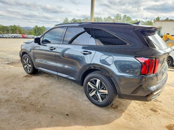 2022 KIA SORENTO