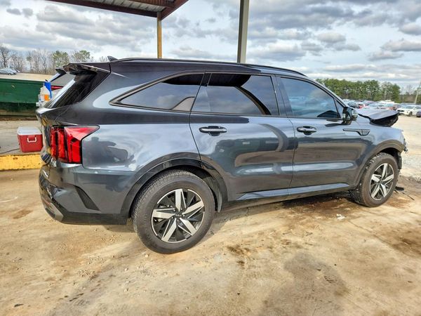 2022 KIA SORENTO