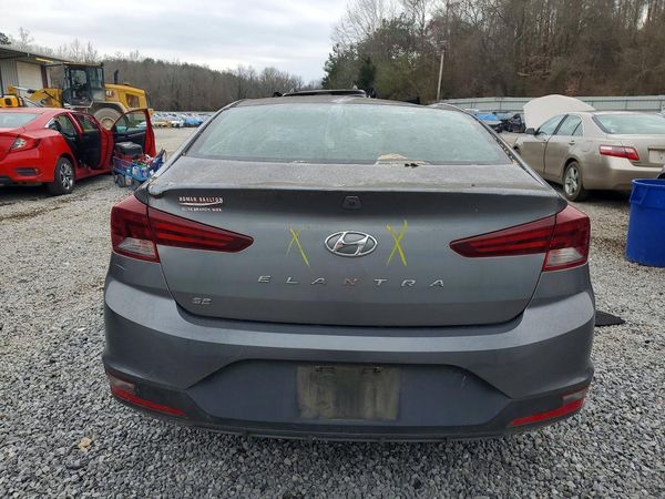 2019 HYUNDAI ELANTRA SE